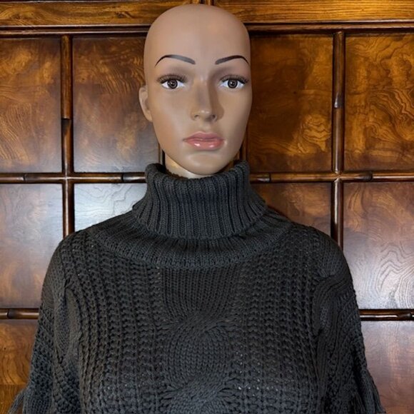 Connoto Steel Gray Cable Knit Fringe Sleeve Ribbed Turtleneck Sweater - Picture 6 of 8